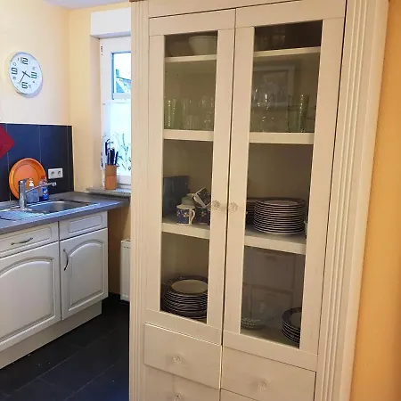 Seefisch, 1 Mit Terrasse Göhren